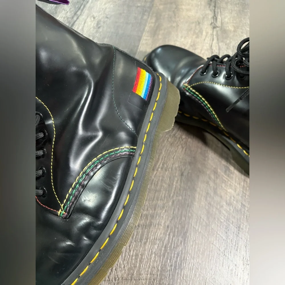 DR. MARTENS 1460 Pride 8-Eye Boot - Picture 6 of 9